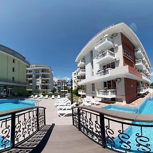Zaara Hotell