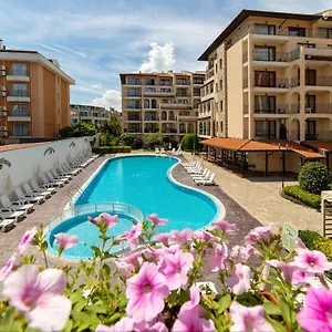 Hotel apartamentowy Tourist Complex Rose Village, Słoneczny Brzeg